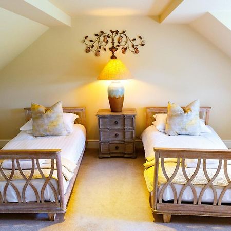 Plough Inn Lupton Bagian luar foto