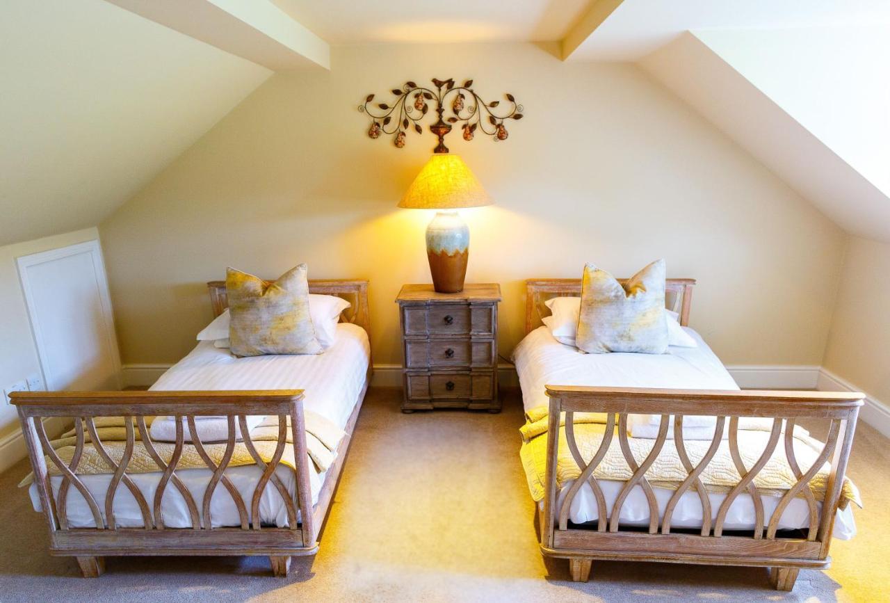 Plough Inn Lupton Bagian luar foto